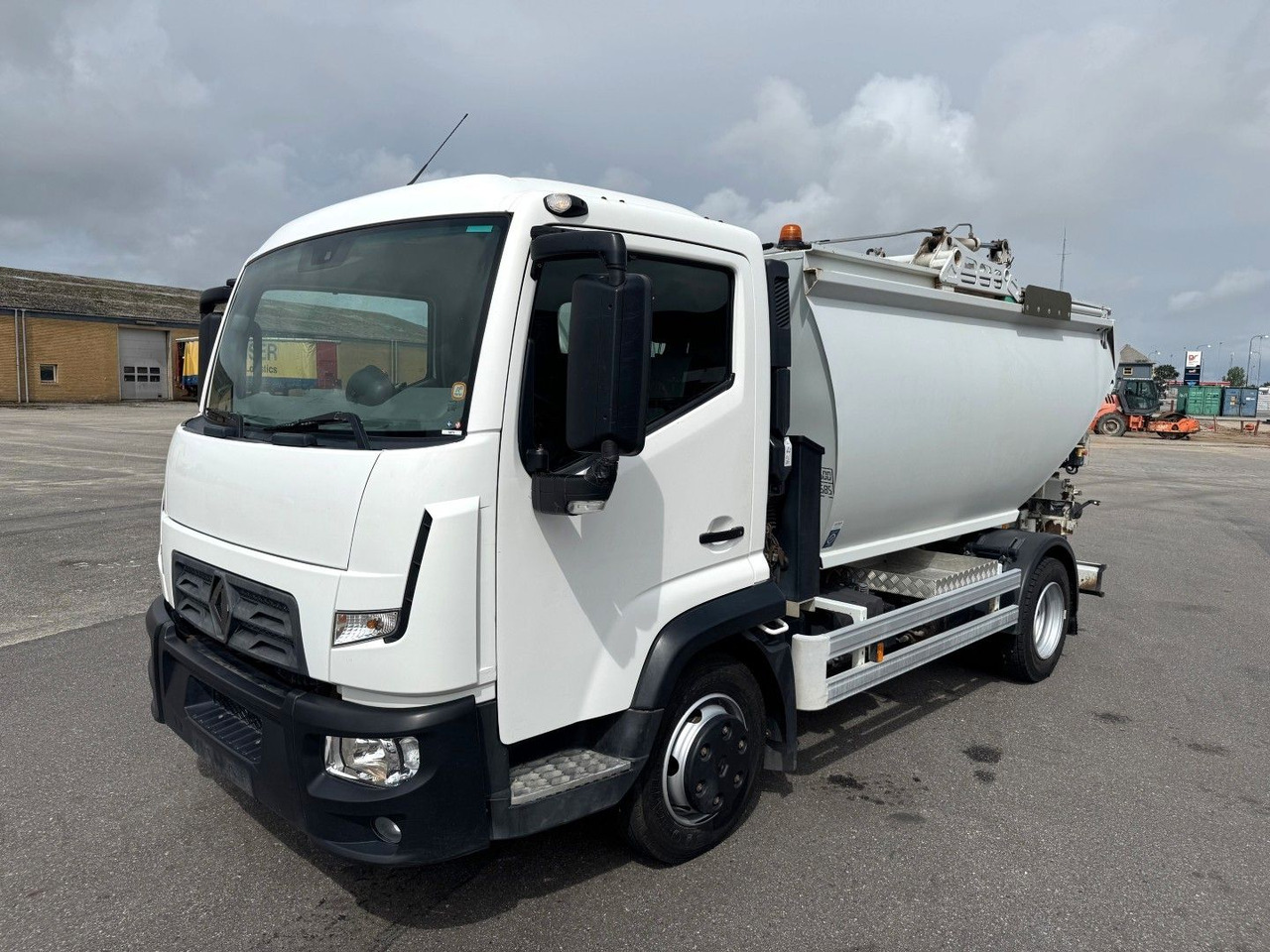 Renault D7.5 180 4x2 Semat/Techno Azimut 8 m3 Garbage - Боклукчийска кола: снимка 1 Renault D7.5 180 4x2 Semat/Techno Azimut 8 m3 Garbage - Боклукчийска кола: снимка 1