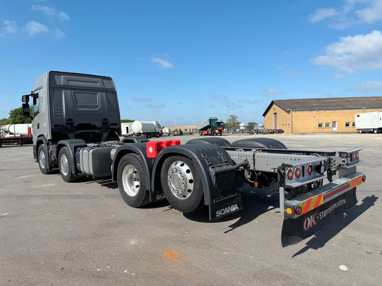 Scania G450 NGS 8x2*6 ADR Chassis / Fahrgestell Euro 6 - Шаси кабина: снимка 4 Scania G450 NGS 8x2*6 ADR Chassis / Fahrgestell Euro 6 - Шаси кабина: снимка 4