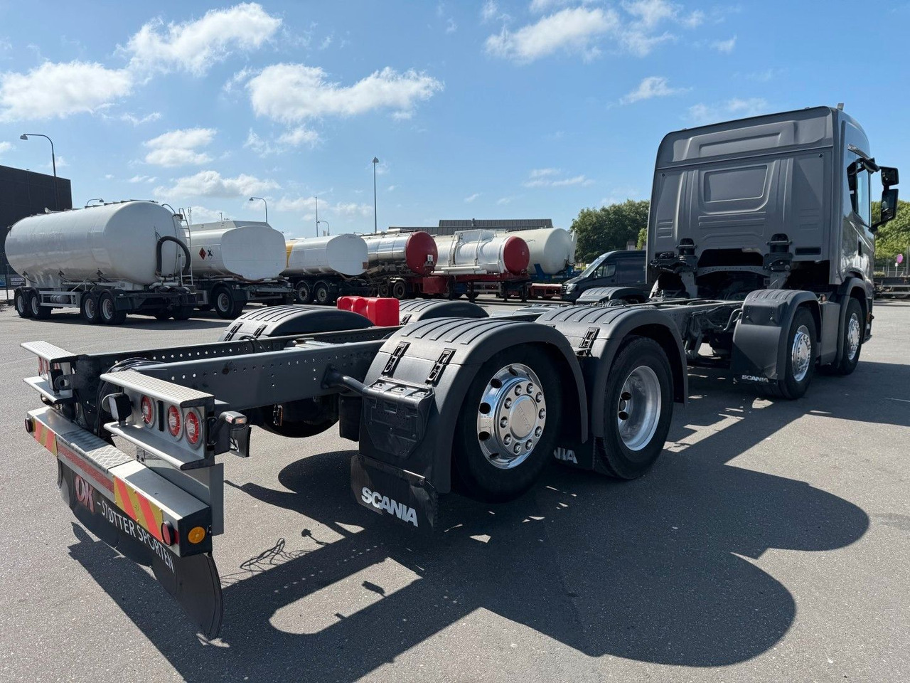 Scania G450 NGS 8x2*6 ADR Chassis / Fahrgestell Euro 6 - Шаси кабина: снимка 3 Scania G450 NGS 8x2*6 ADR Chassis / Fahrgestell Euro 6 - Шаси кабина: снимка 3