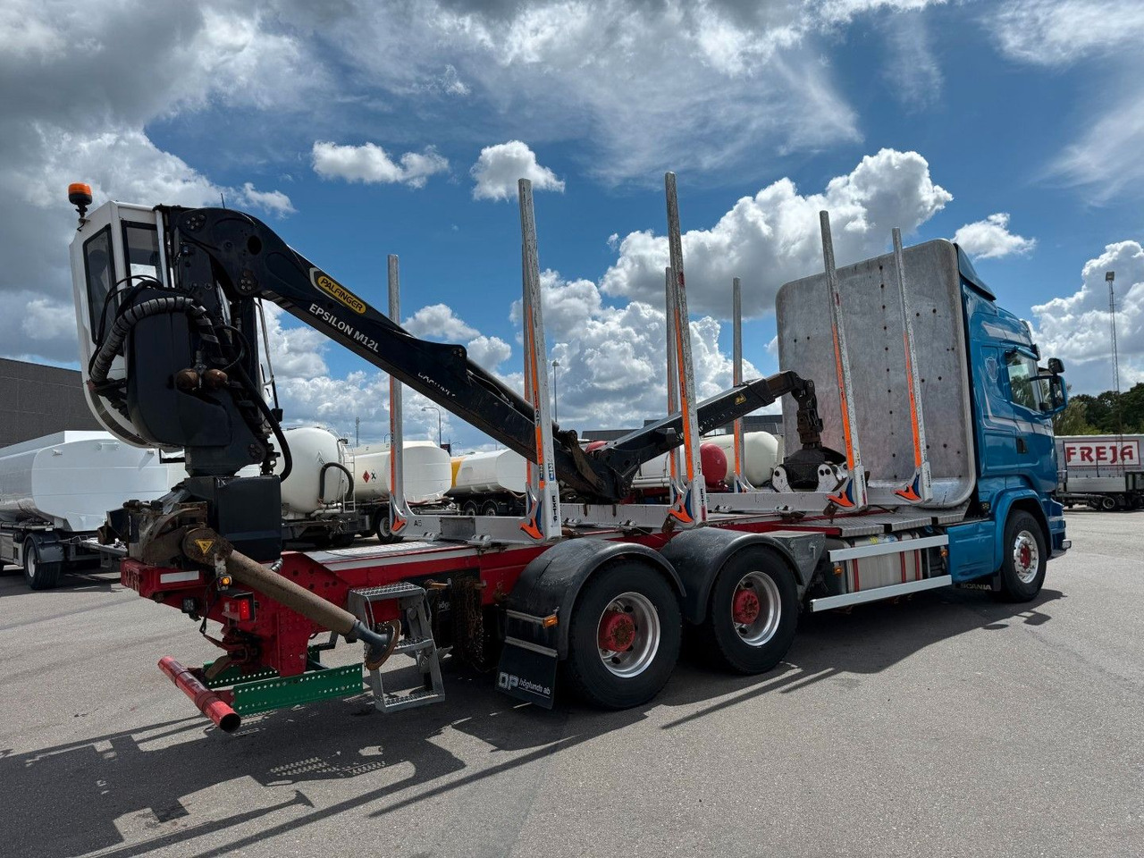 Scania R730 V8 6x4 Palfinger Epsilon M12L80 / Holz Wood - Камион за дърва, Камион с кран: снимка 4 Scania R730 V8 6x4 Palfinger Epsilon M12L80 / Holz Wood - Камион за дърва, Камион с кран: снимка 4