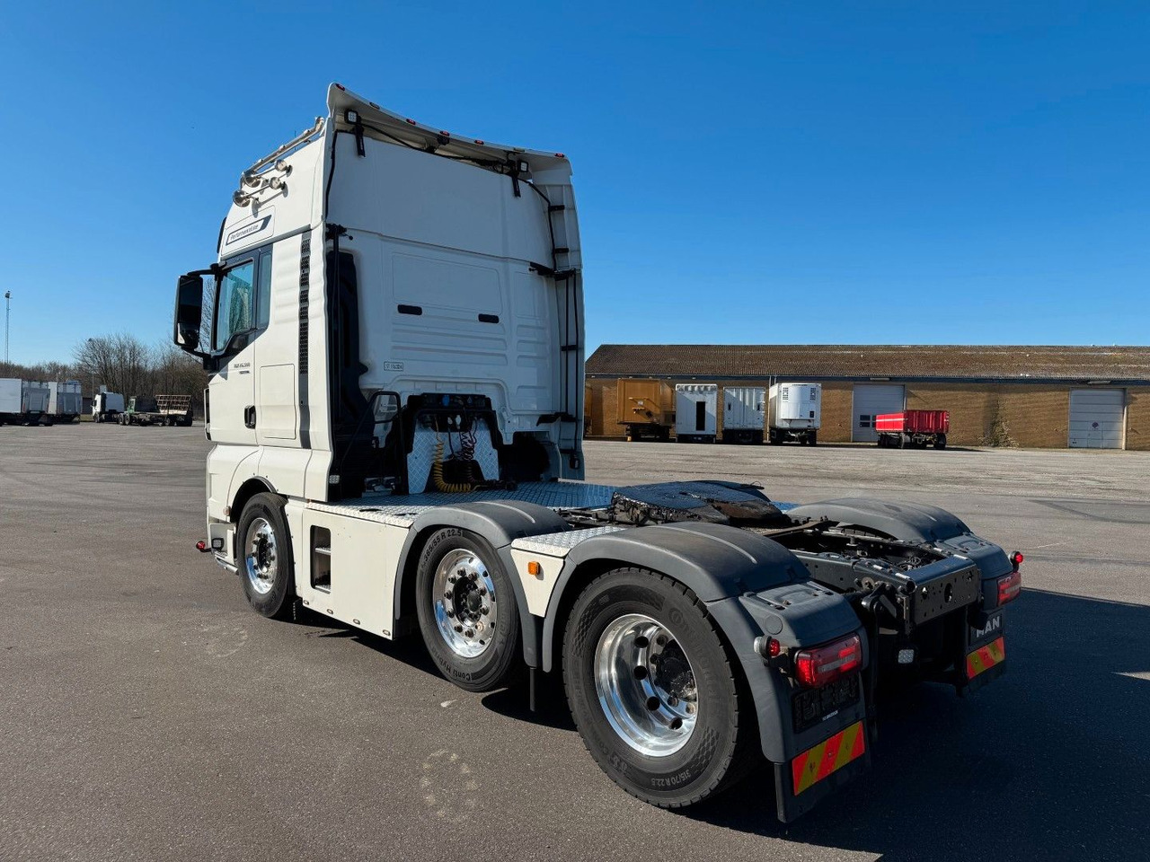 MAN TGX 26.500 6x2/2 XXL PerformanceLine - Влекач: снимка 4 MAN TGX 26.500 6x2/2 XXL PerformanceLine - Влекач: снимка 4
