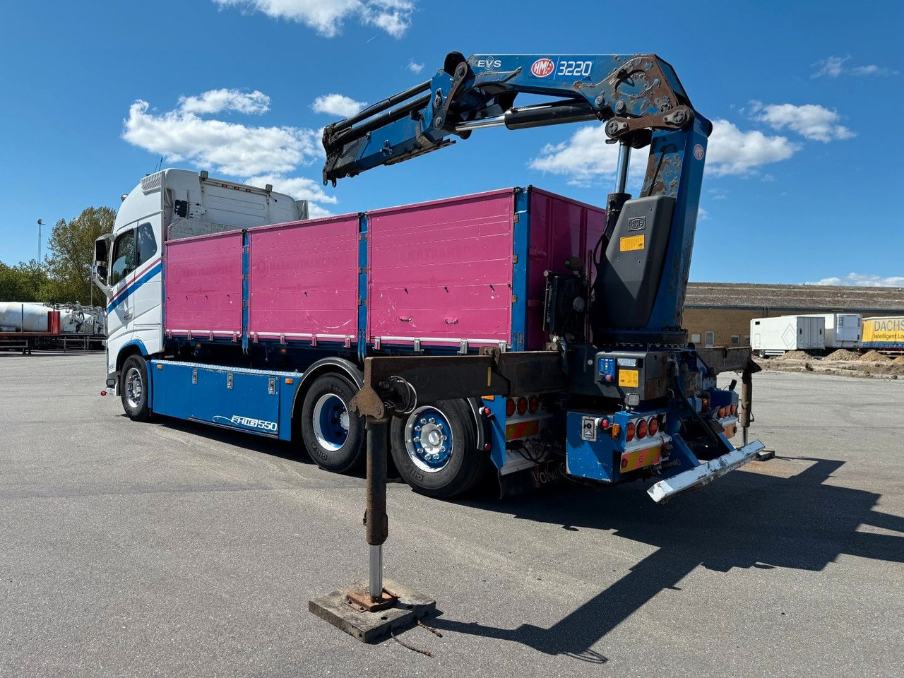 Volvo FH 16.550 6x24 / Crane HMF 3220K4 Euro 6 - Камион с кран: снимка 5 Volvo FH 16.550 6x24 / Crane HMF 3220K4 Euro 6 - Камион с кран: снимка 5
