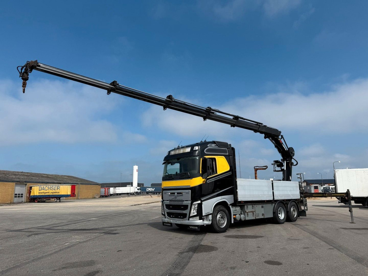 Volvo FH500 6x2*4 / Crane HIAB 262 EP-5 Euro 6 - Камион с кран: снимка 2 Volvo FH500 6x2*4 / Crane HIAB 262 EP-5 Euro 6 - Камион с кран: снимка 2