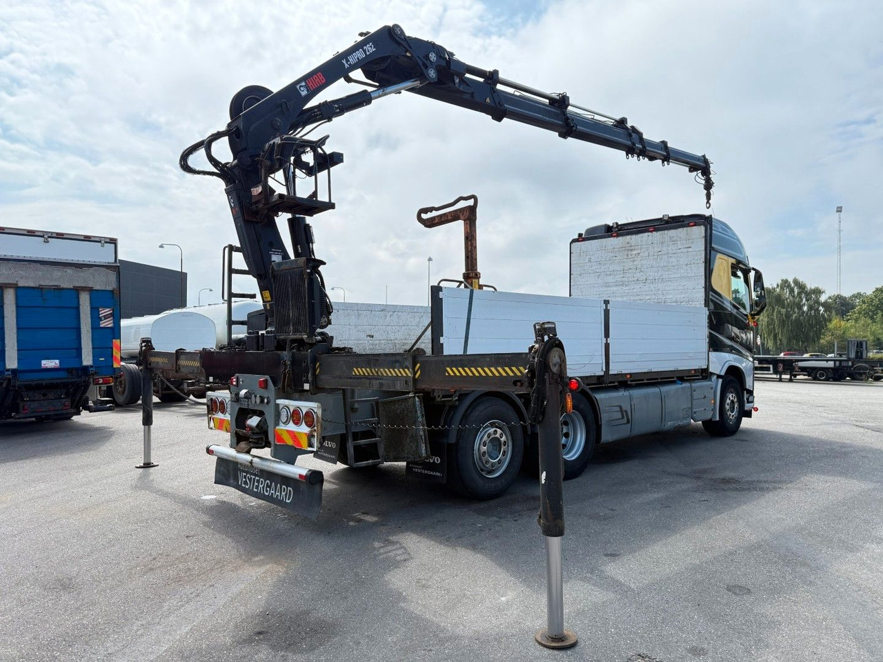 Volvo FH500 6x2*4 / Crane HIAB 262 EP-5 Euro 6 - Камион с кран: снимка 4 Volvo FH500 6x2*4 / Crane HIAB 262 EP-5 Euro 6 - Камион с кран: снимка 4