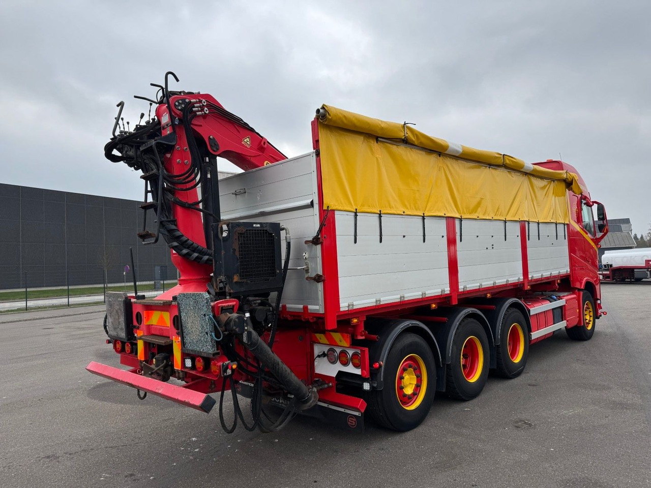 Volvo FH500 8x4*4 Tipper / Kipper (No Crane) - Самосвал камион: снимка 3 Volvo FH500 8x4*4 Tipper / Kipper (No Crane) - Самосвал камион: снимка 3