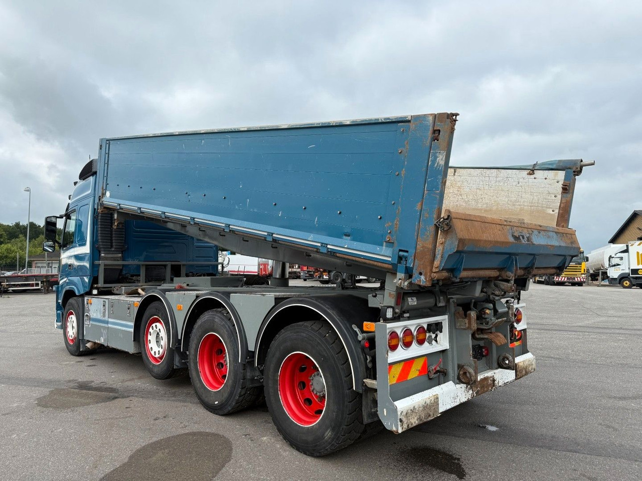 Volvo FM 500 8x4 Pushertridem 3 Way Tipper / Kipper - Самосвал камион: снимка 4 Volvo FM 500 8x4 Pushertridem 3 Way Tipper / Kipper - Самосвал камион: снимка 4