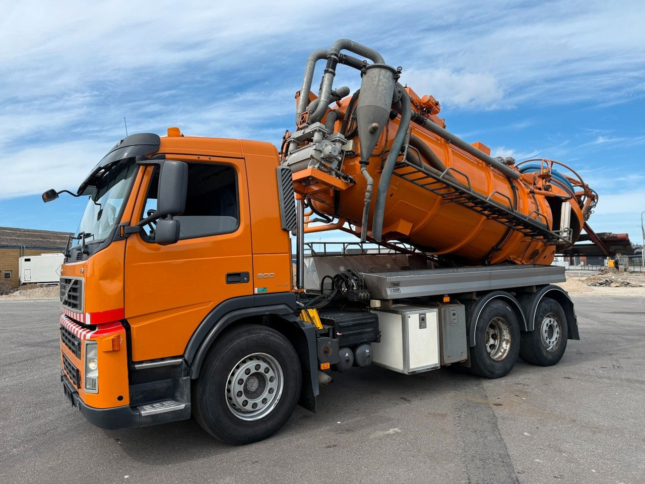 Volvo FM300 6x2*4 Simon Moos 10.500 l. Combi / Tipper - Каналопочистваща машина: снимка 5 Volvo FM300 6x2*4 Simon Moos 10.500 l. Combi / Tipper - Каналопочистваща машина: снимка 5