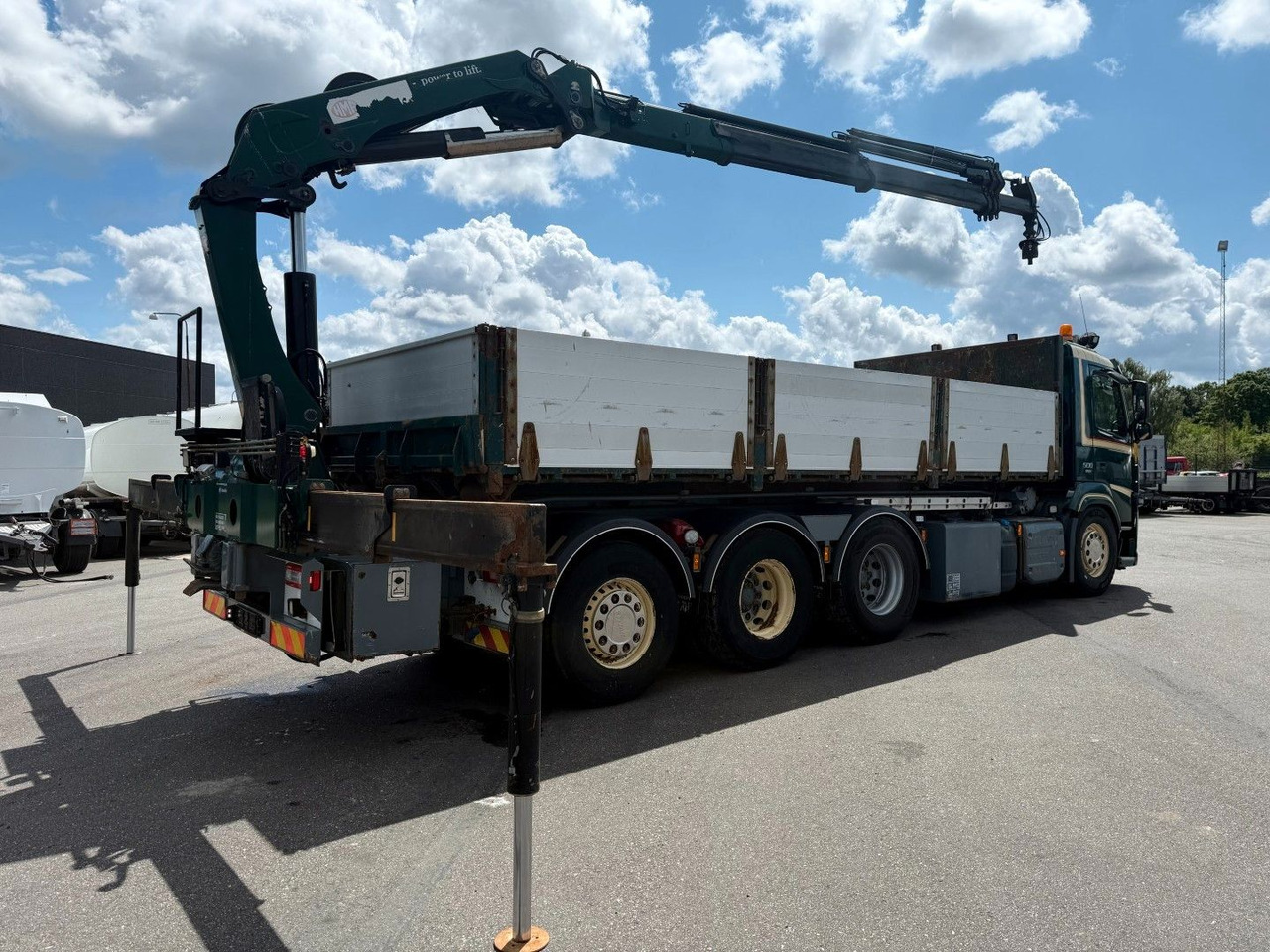 Volvo FM500 8x4*4 Tipper / Crane HMF2620-K5 - Самосвал камион, Камион с кран: снимка 4 Volvo FM500 8x4*4 Tipper / Crane HMF2620-K5 - Самосвал камион, Камион с кран: снимка 4