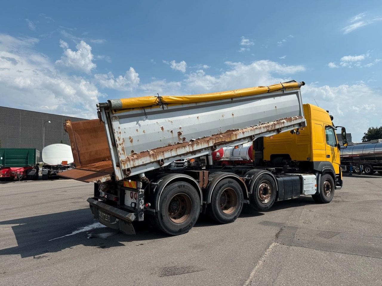 Volvo FMX500 8x4/4 Steel tipper Volvo FMX500 8x4/4 Steel tipper - Самосвал камион: снимка 3 Volvo FMX500 8x4/4 Steel tipper Volvo FMX500 8x4/4 Steel tipper - Самосвал камион: снимка 3