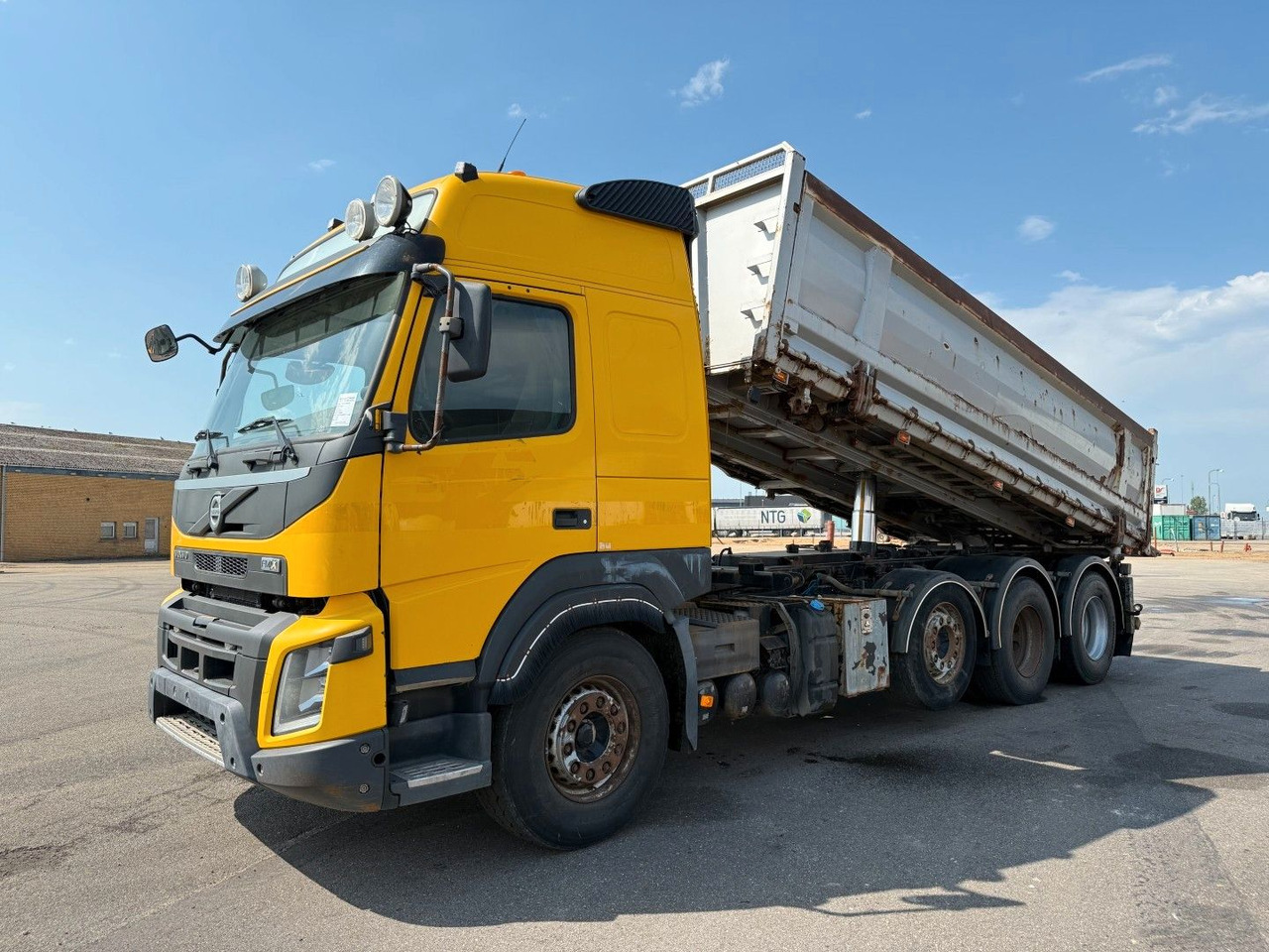 Volvo FMX500 8x4/4 Steel tipper Volvo FMX500 8x4/4 Steel tipper / Kipper - Самосвал камион: снимка 1 Volvo FMX500 8x4/4 Steel tipper Volvo FMX500 8x4/4 Steel tipper / Kipper - Самосвал камион: снимка 1