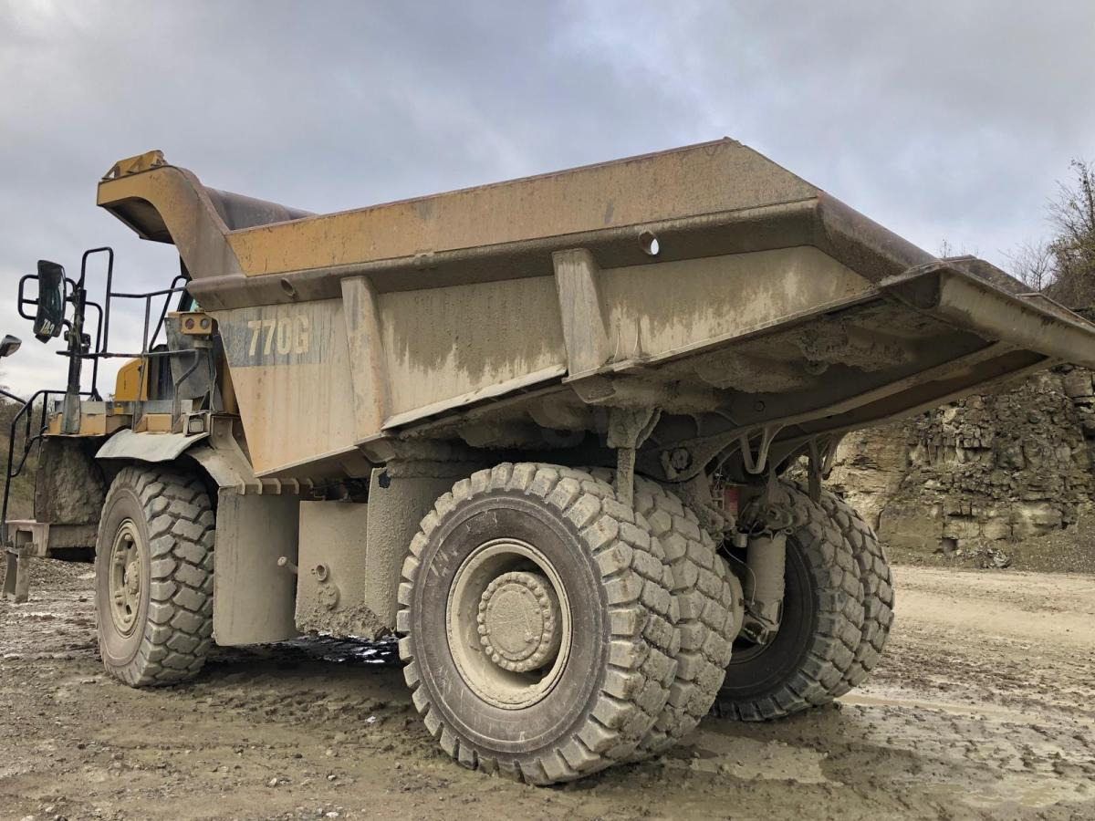 Caterpillar 770G - Кариерен самосвал: снимка 1 Caterpillar 770G - Кариерен самосвал: снимка 1