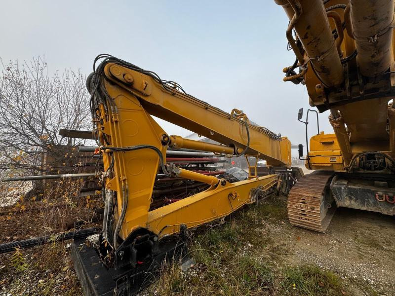 Hitachi ZX350LC - Багер за разрушаване: снимка 4 Hitachi ZX350LC - Багер за разрушаване: снимка 4