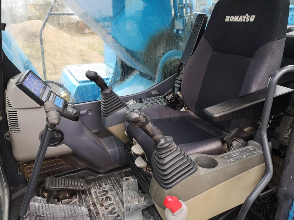 Komatsu PC490LC-10 - Верижен багер: снимка 5 Komatsu PC490LC-10 - Верижен багер: снимка 5