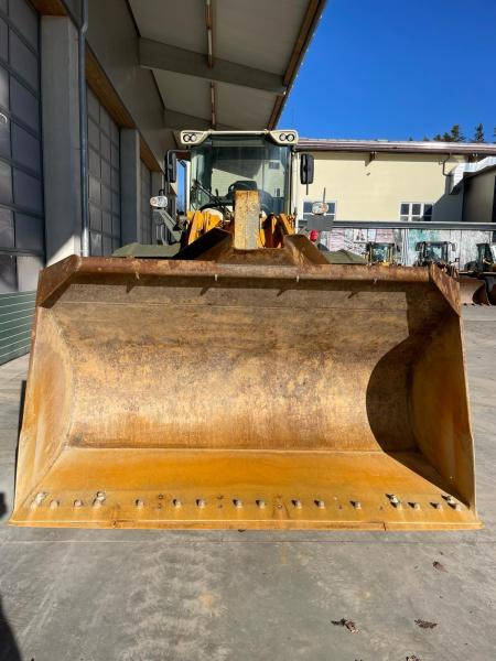 Liebherr L566 X-Power - Колесен товарач: снимка 3 Liebherr L566 X-Power - Колесен товарач: снимка 3
