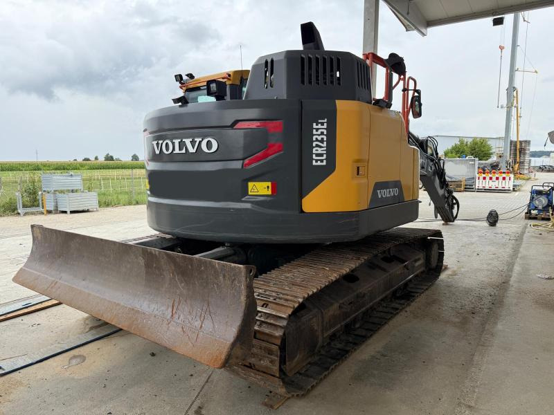 Volvo ECR235EL - Верижен багер: снимка 2 Volvo ECR235EL - Верижен багер: снимка 2