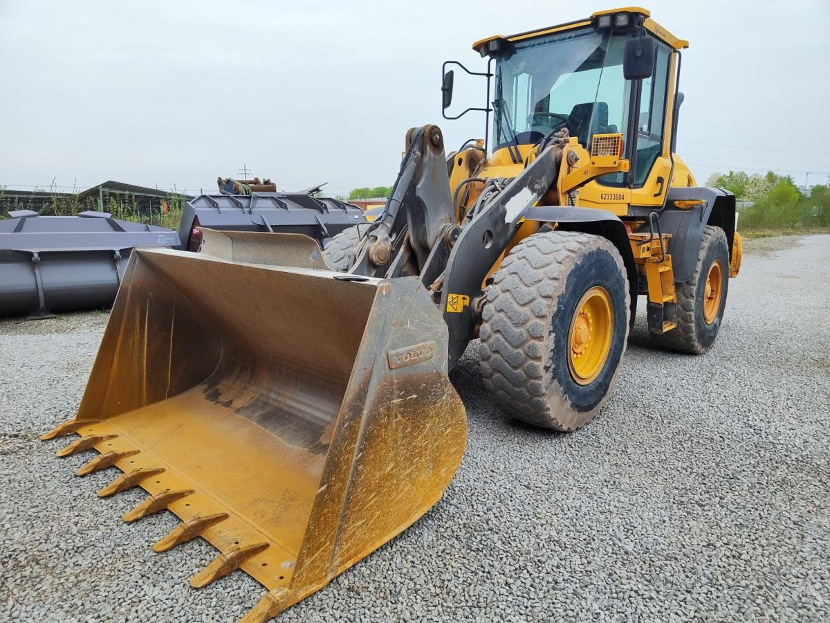 Volvo L 70 G - Колесен товарач: снимка 2 Volvo L 70 G - Колесен товарач: снимка 2