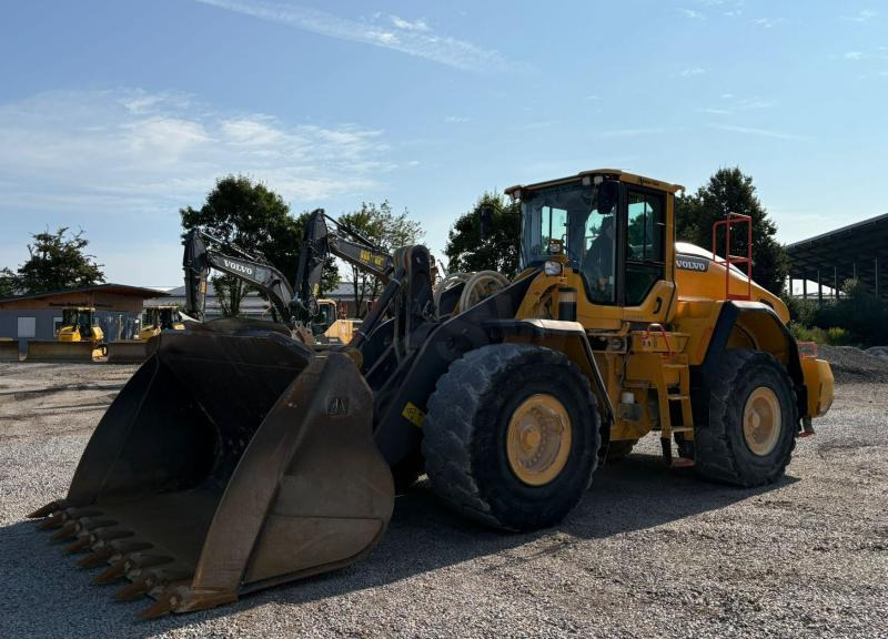 Volvo L180H - Колесен товарач: снимка 2 Volvo L180H - Колесен товарач: снимка 2