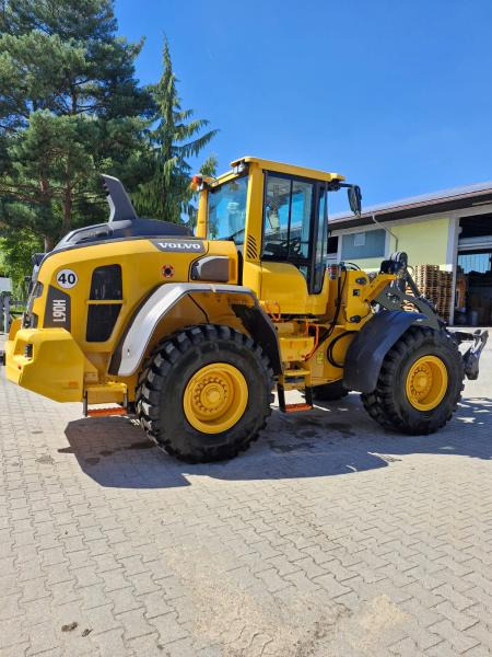 Volvo L90H - Колесен товарач: снимка 2 Volvo L90H - Колесен товарач: снимка 2