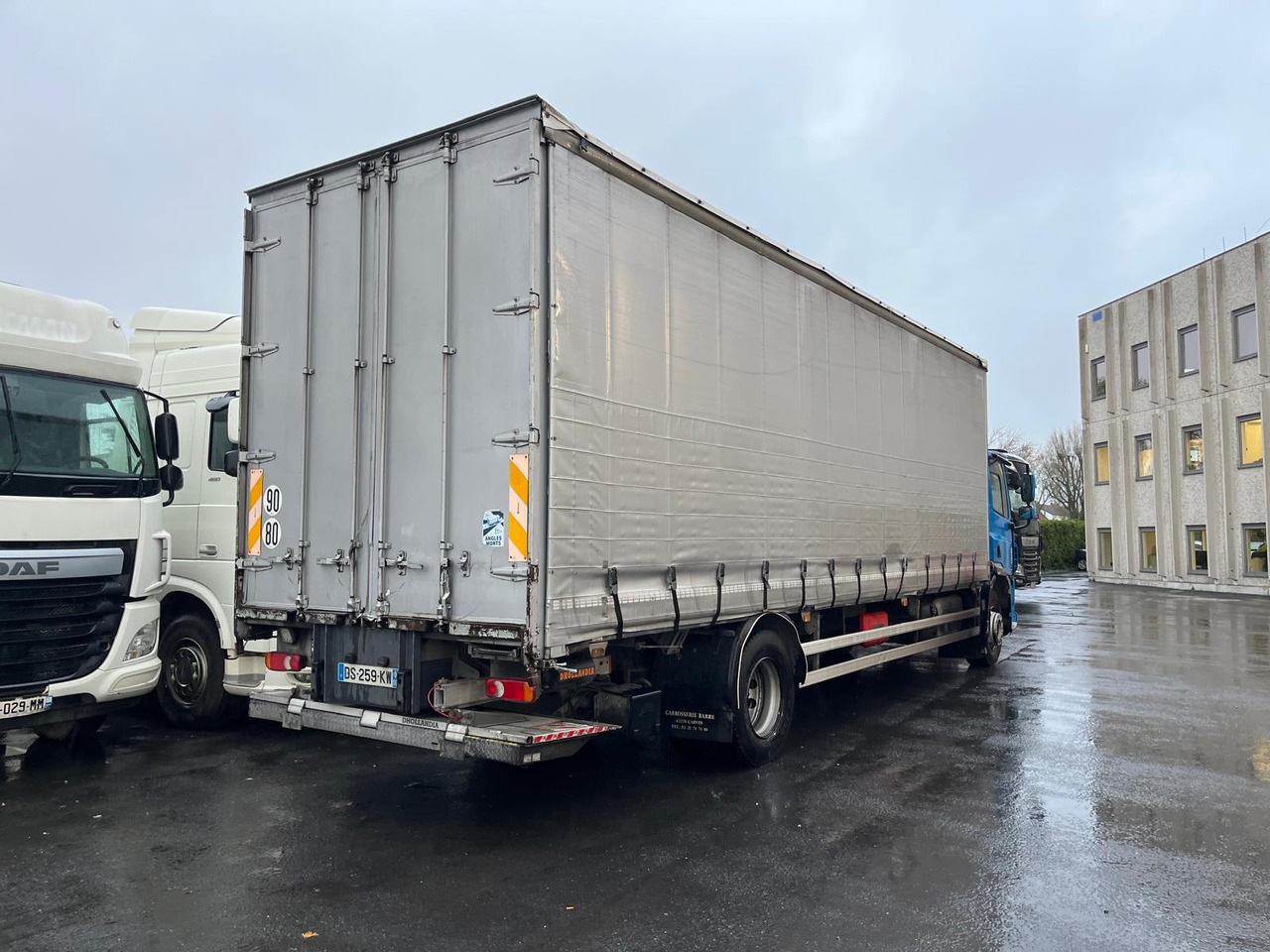 DAF CF 310 - Камион фургон: снимка 4 DAF CF 310 - Камион фургон: снимка 4