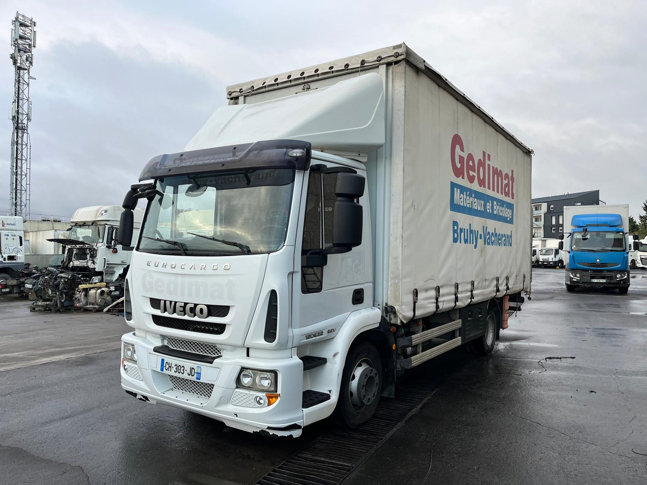 Iveco Eurocargo 120 E 22 - Камион с брезент: снимка 1 Iveco Eurocargo 120 E 22 - Камион с брезент: снимка 1