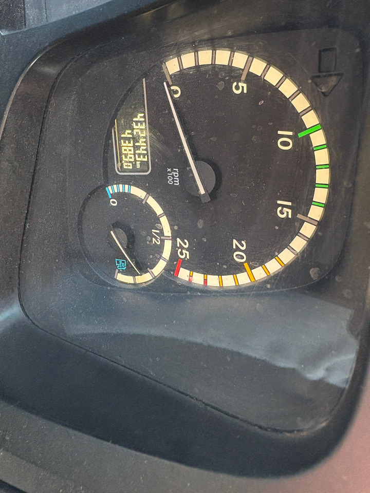 Mercedes Arocs 3240 - Бордови камион: снимка 5 Mercedes Arocs 3240 - Бордови камион: снимка 5