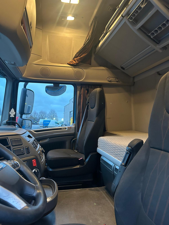 DAF XF 530 - Влекач: снимка 5 DAF XF 530 - Влекач: снимка 5