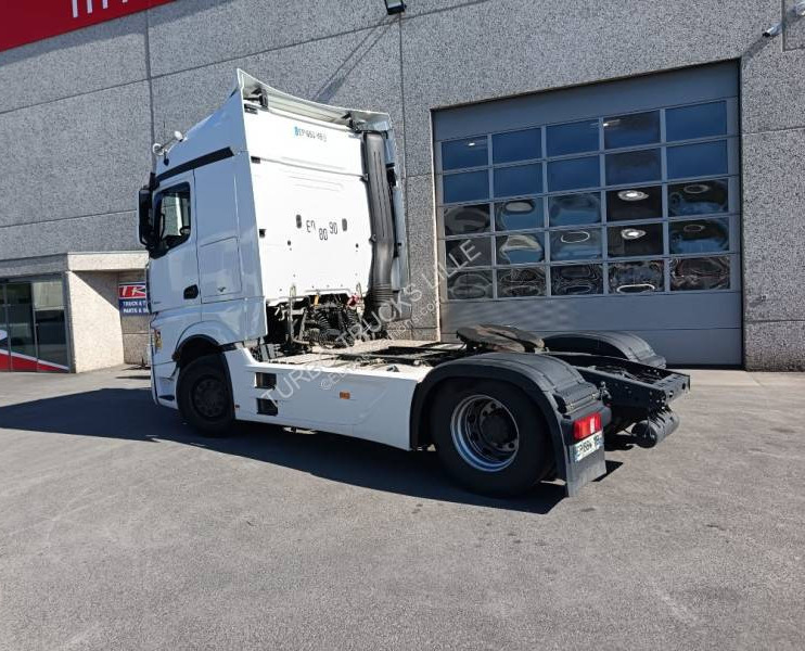 Mercedes Actros 1846 - Влекач: снимка 4 Mercedes Actros 1846 - Влекач: снимка 4