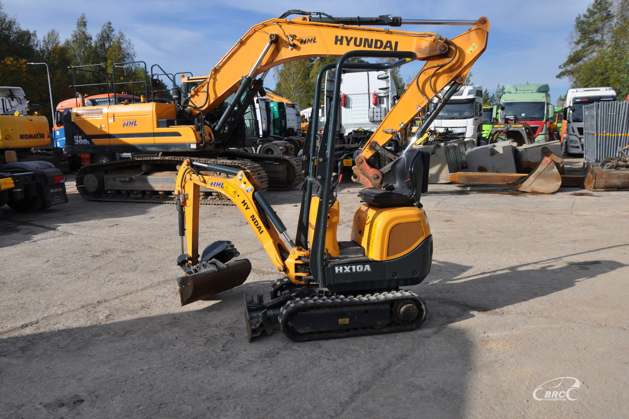 Hyundai HX10A - Мини багер: снимка 3 Hyundai HX10A - Мини багер: снимка 3