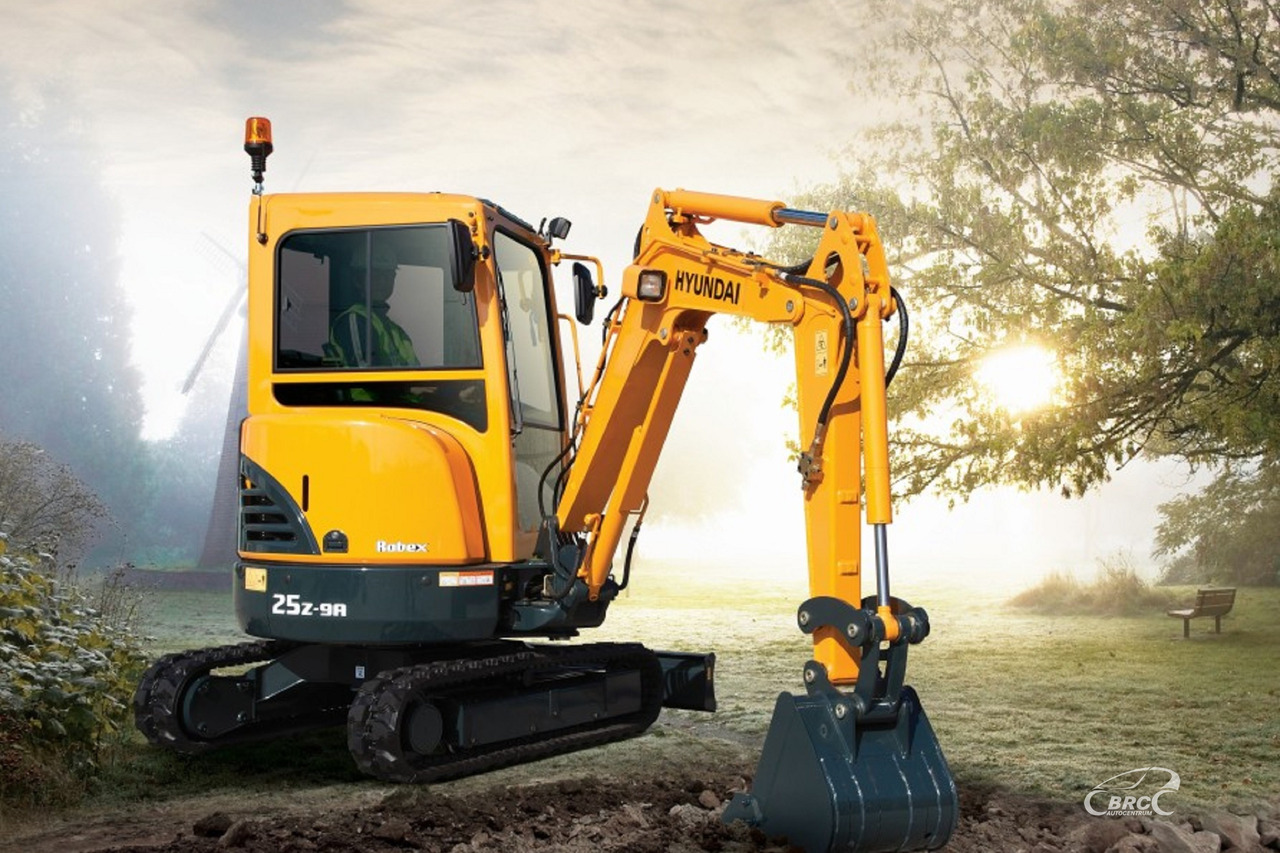 Hyundai R25Z-9AK - Мини багер: снимка 2 Hyundai R25Z-9AK - Мини багер: снимка 2