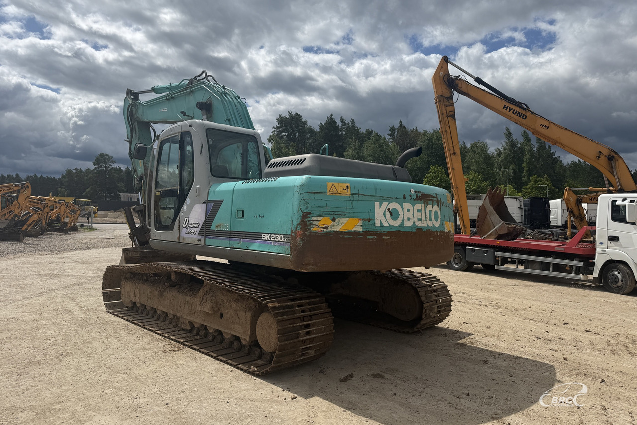 Kobelco SK230LC - Верижен багер: снимка 4 Kobelco SK230LC - Верижен багер: снимка 4