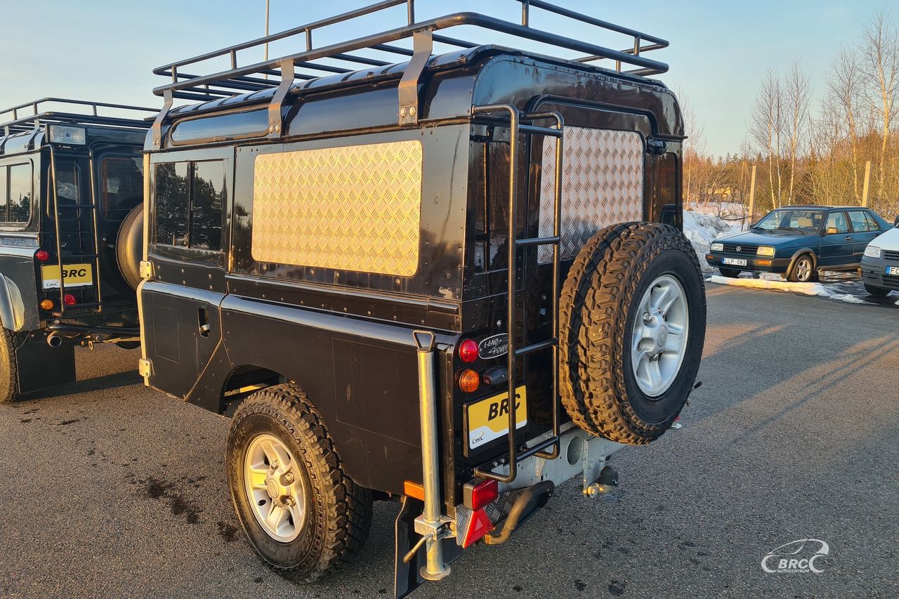 Land Rover Defender - Мултилифт/ Лифтдъмпер ремарке: снимка 1 Land Rover Defender - Мултилифт/ Лифтдъмпер ремарке: снимка 1