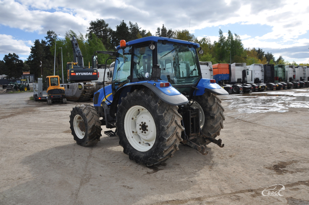 New Holland T5060 - Трактор: снимка 4 New Holland T5060 - Трактор: снимка 4