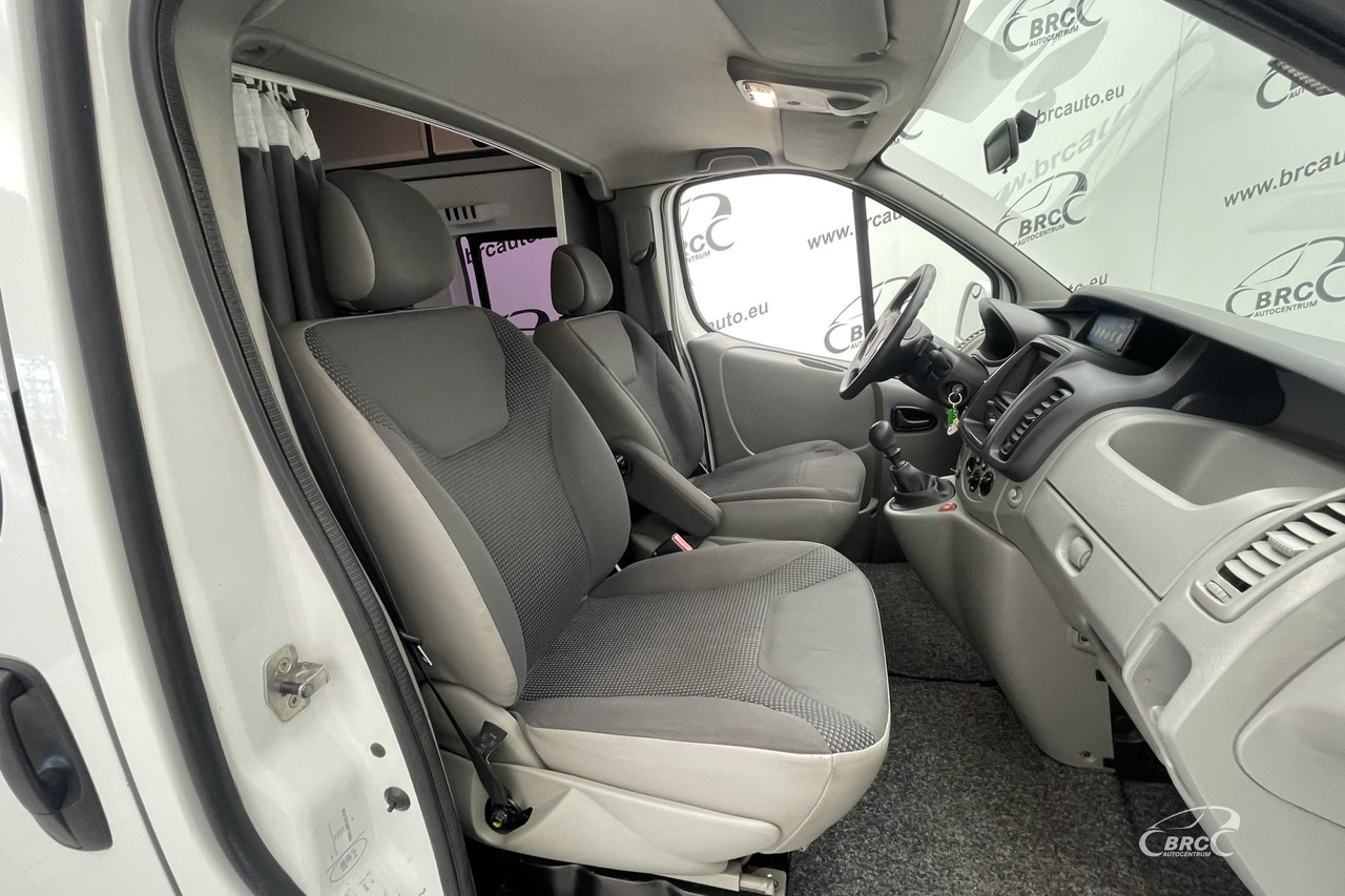 Opel Vivaro - Кемпер ван: снимка 5 Opel Vivaro - Кемпер ван: снимка 5