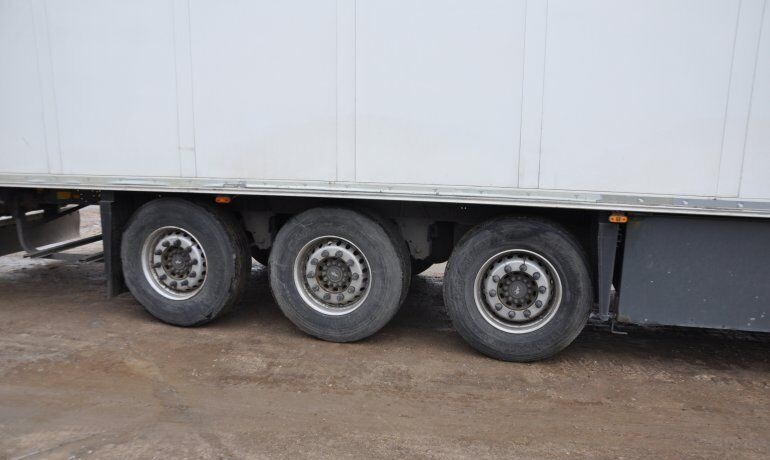 Schmitz SKO 24 Carrier Vector 1500 - Рефрижератор полуремарке: снимка 4 Schmitz SKO 24 Carrier Vector 1500 - Рефрижератор полуремарке: снимка 4