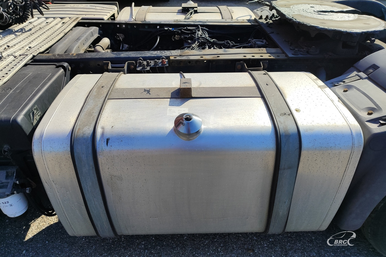 Влекач MAN TGX 18.460: снимка 16 Влекач MAN TGX 18.460: снимка 16