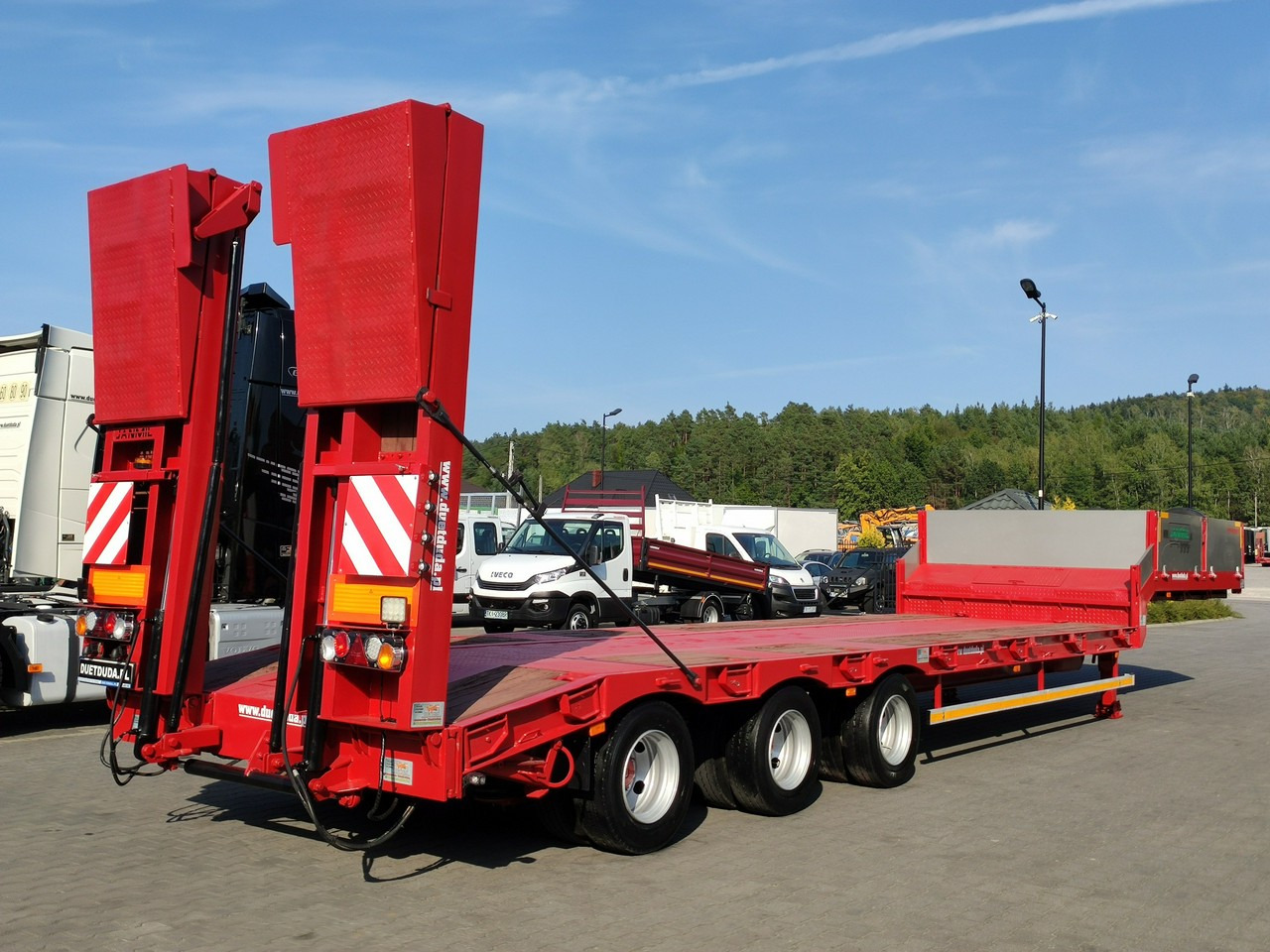Bodex JANMIL Burtówka Laweta Niskopodłogowa Podczołgówka 3-Osie - Нискорамна площадка полуремарке: снимка 3 Bodex JANMIL Burtówka Laweta Niskopodłogowa Podczołgówka 3-Osie - Нискорамна площадка полуремарке: снимка 3