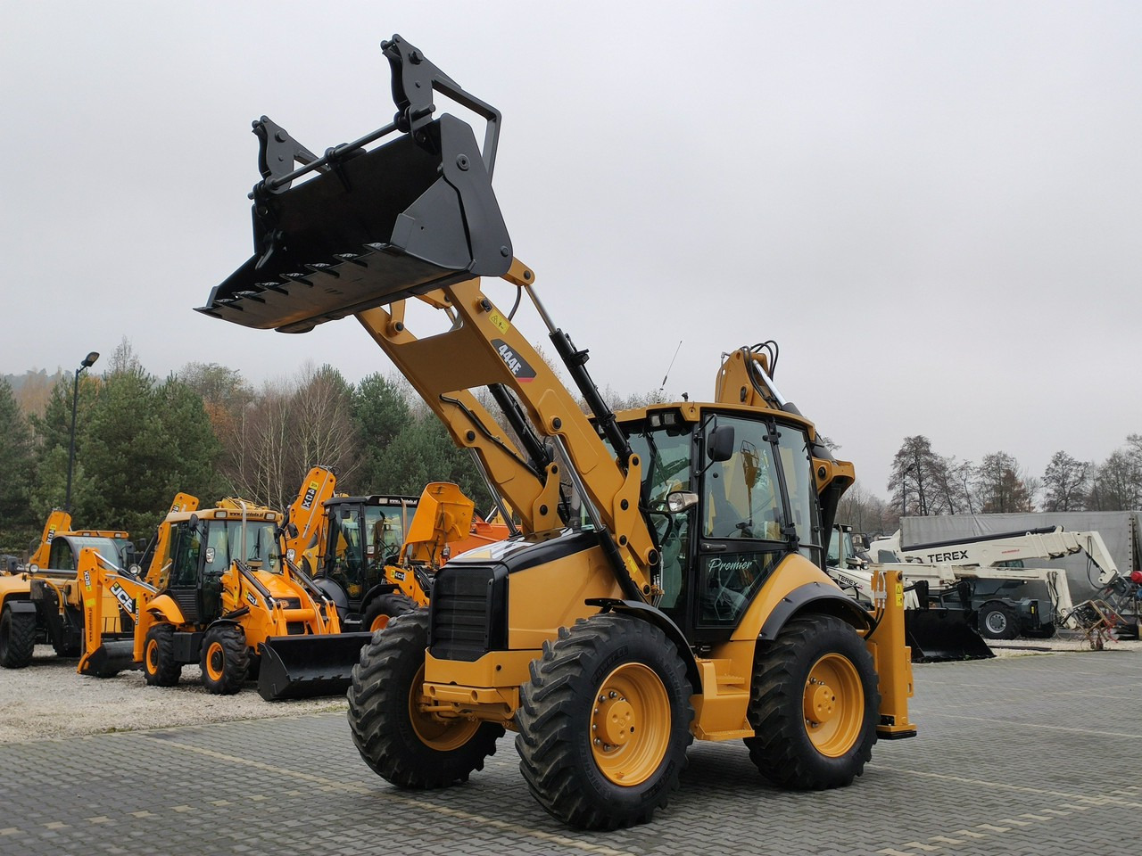 Caterpillar 444E Premier Sterowanie na Joystickach FULL OPCJA - Багер-товарач: снимка 1 Caterpillar 444E Premier Sterowanie na Joystickach FULL OPCJA - Багер-товарач: снимка 1