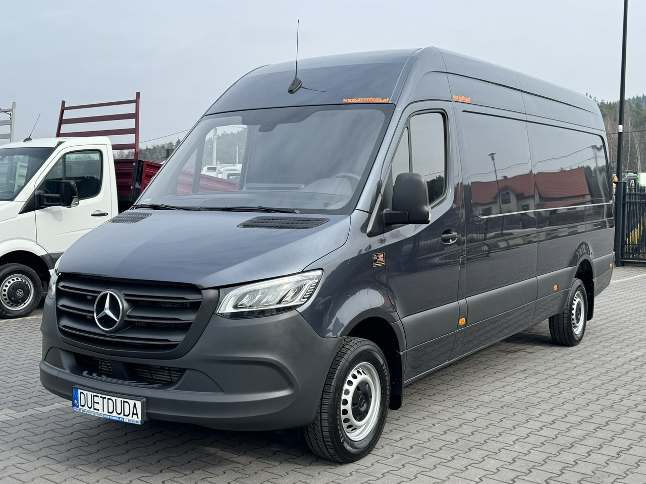 Mercedes 319 - Друга техника: снимка 3 Mercedes 319 - Друга техника: снимка 3