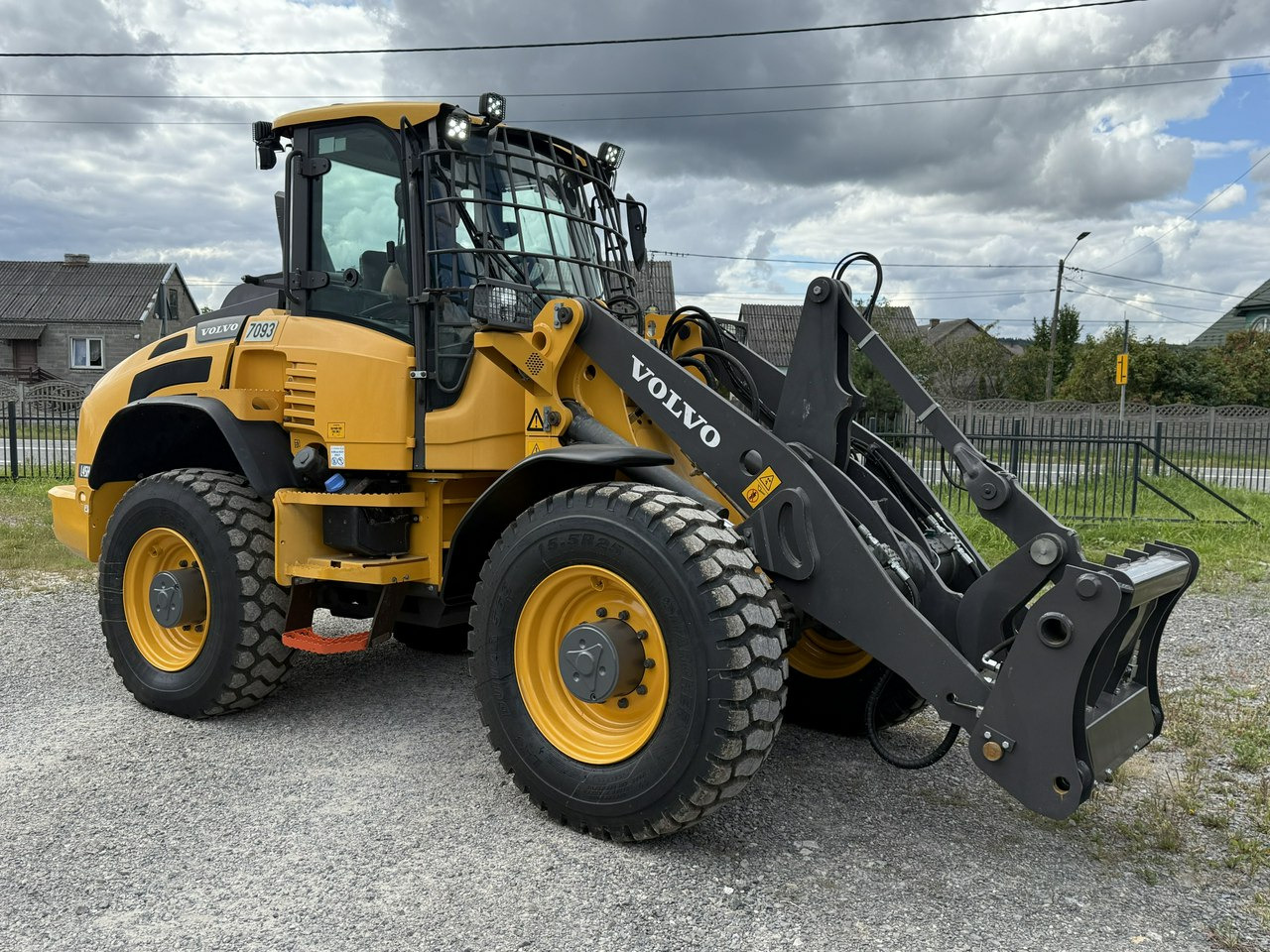 Volvo Waga -10ton WHEEL LOADER L45H Maszyna w Bardzo Dobrym Stanie - Друга техника: снимка 1 Volvo Waga -10ton WHEEL LOADER L45H Maszyna w Bardzo Dobrym Stanie - Друга техника: снимка 1