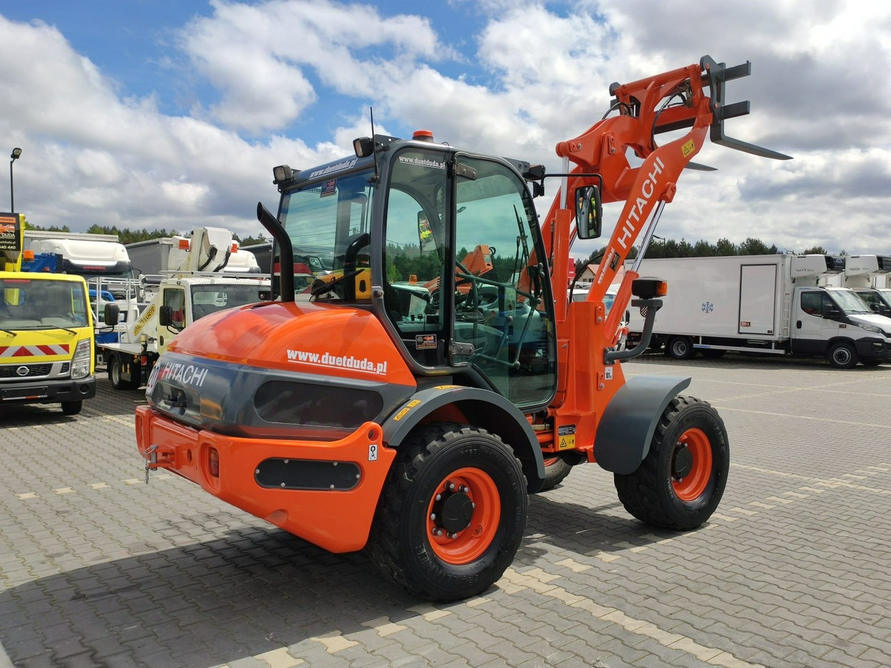 Hitachi ZW75 Wheel Loader Szybko-Złącze Widły Stan Bardzo Dobry - Колесен товарач: снимка 5 Hitachi ZW75 Wheel Loader Szybko-Złącze Widły Stan Bardzo Dobry - Колесен товарач: снимка 5