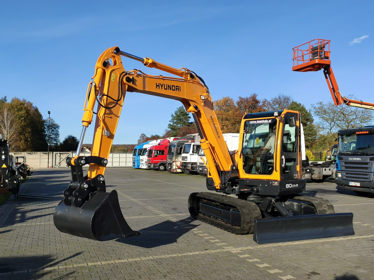 Hyundai ROBEX 80CR-9 2013r 8,3 tony - Верижен багер: снимка 2 Hyundai ROBEX 80CR-9 2013r 8,3 tony - Верижен багер: снимка 2