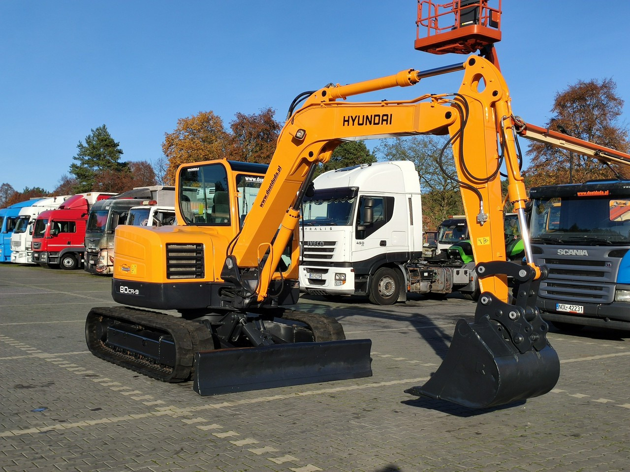 Hyundai ROBEX 80CR-9 2013r 8,3 tony - Верижен багер: снимка 1 Hyundai ROBEX 80CR-9 2013r 8,3 tony - Верижен багер: снимка 1