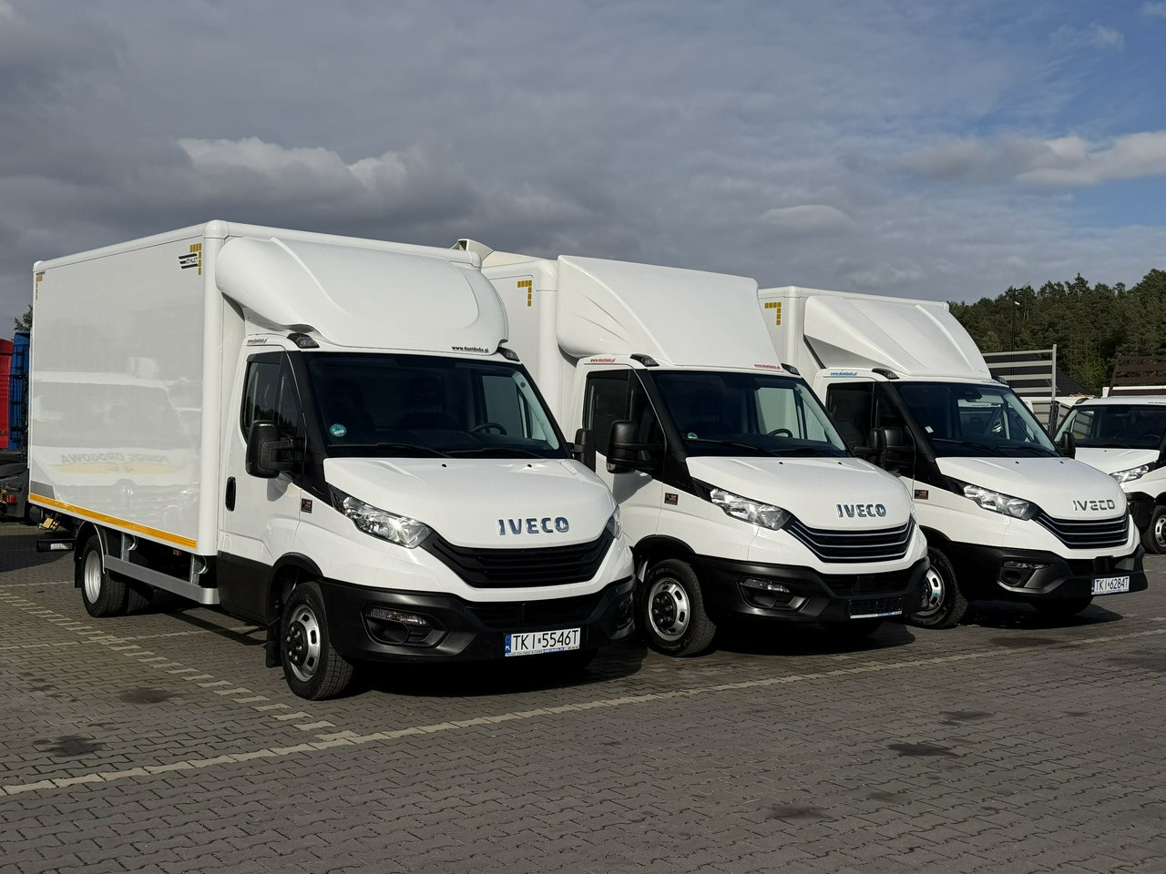 Iveco Daily 35C14 - Лекотоварен автомобил фургон: снимка 1 Iveco Daily 35C14 - Лекотоварен автомобил фургон: снимка 1
