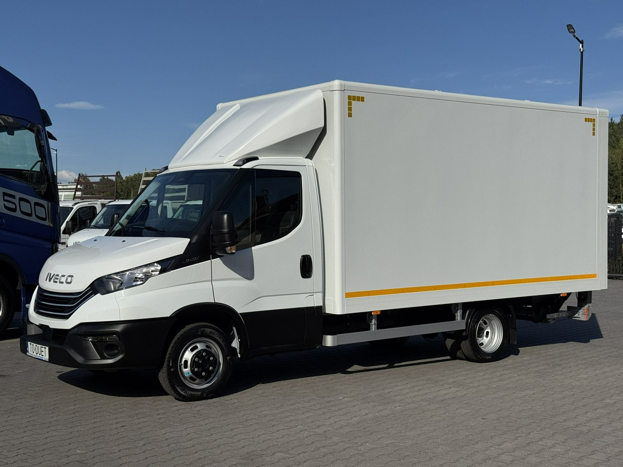 Iveco Daily 35C14 - Лекотоварен автомобил фургон: снимка 3 Iveco Daily 35C14 - Лекотоварен автомобил фургон: снимка 3