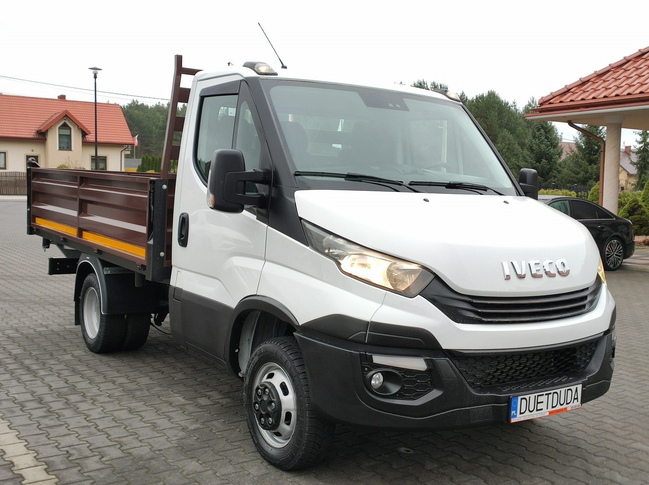 Iveco Daily 35C14 - Бус самосвал: снимка 4 Iveco Daily 35C14 - Бус самосвал: снимка 4