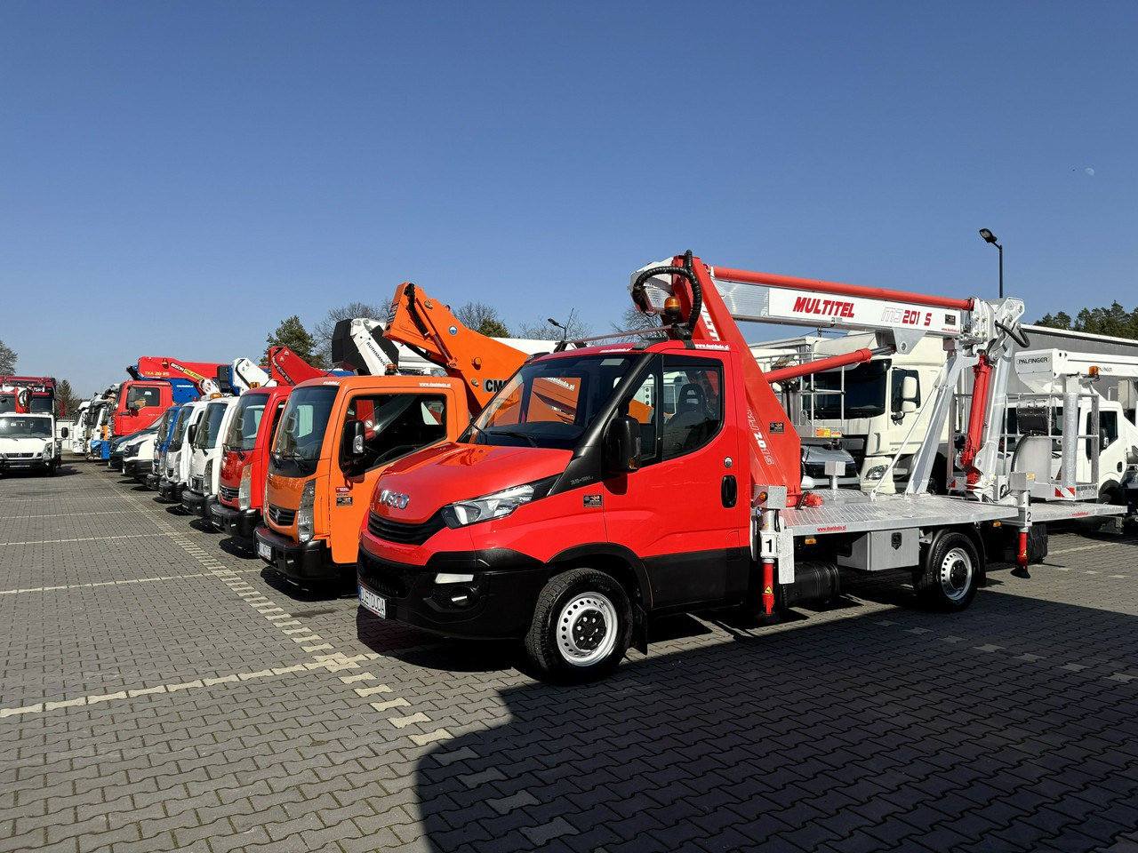 Iveco Daily 35S12 - Автовишка: снимка 1 Iveco Daily 35S12 - Автовишка: снимка 1