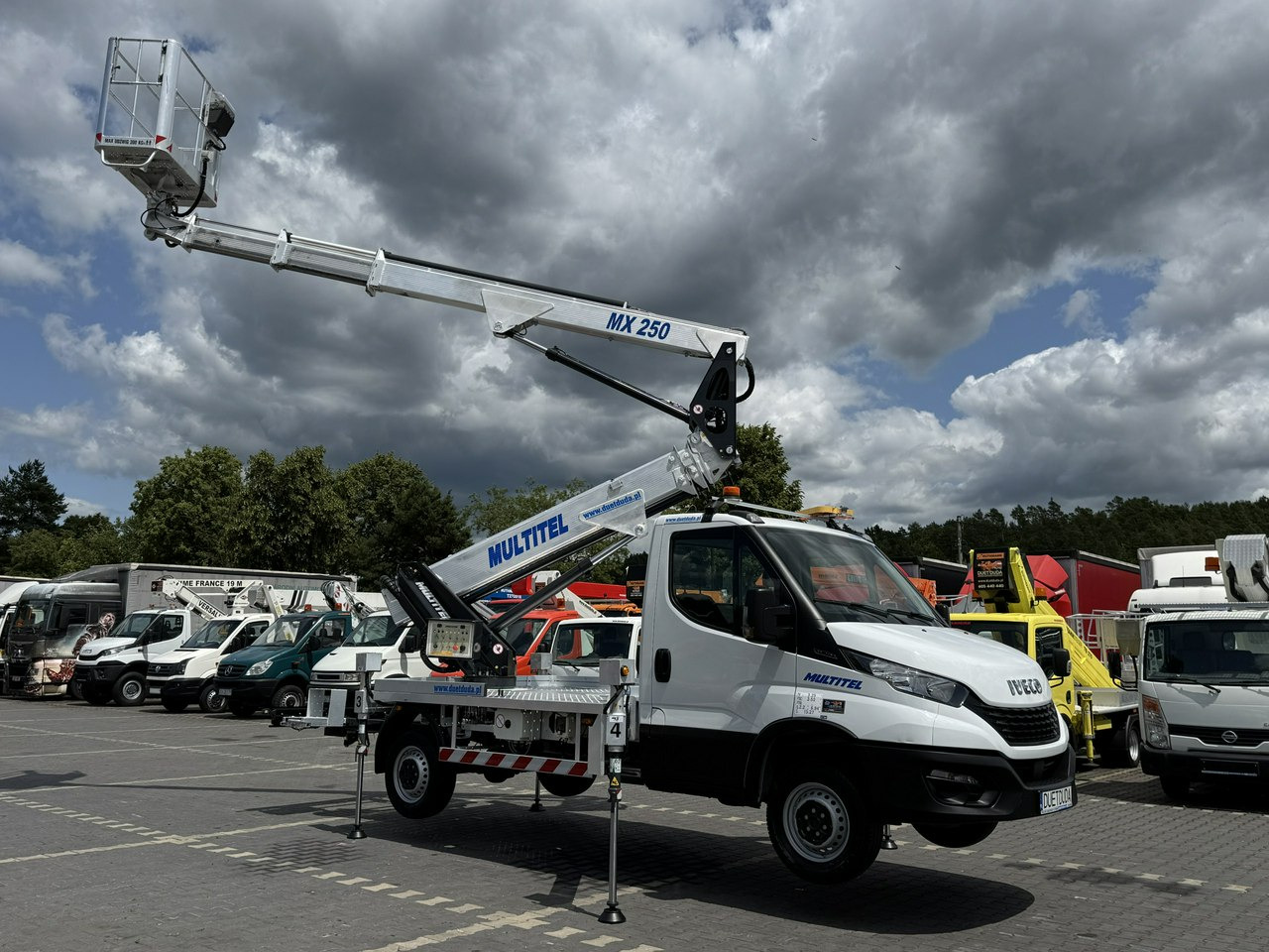 Iveco Daily 35S14 - Автовишка: снимка 4 Iveco Daily 35S14 - Автовишка: снимка 4