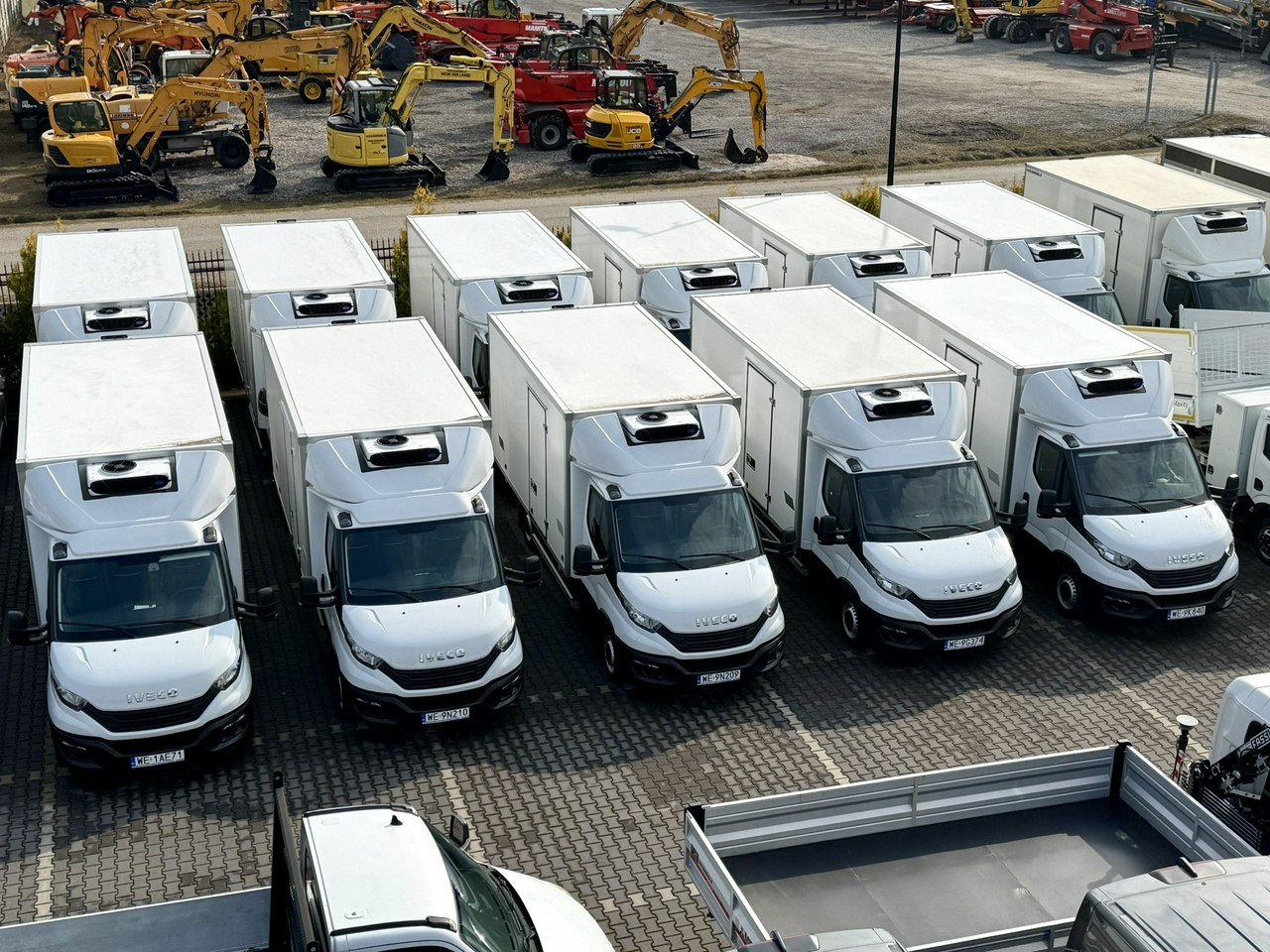 Iveco Daily 35S16 V - Хладилен бус: снимка 2 Iveco Daily 35S16 V - Хладилен бус: снимка 2