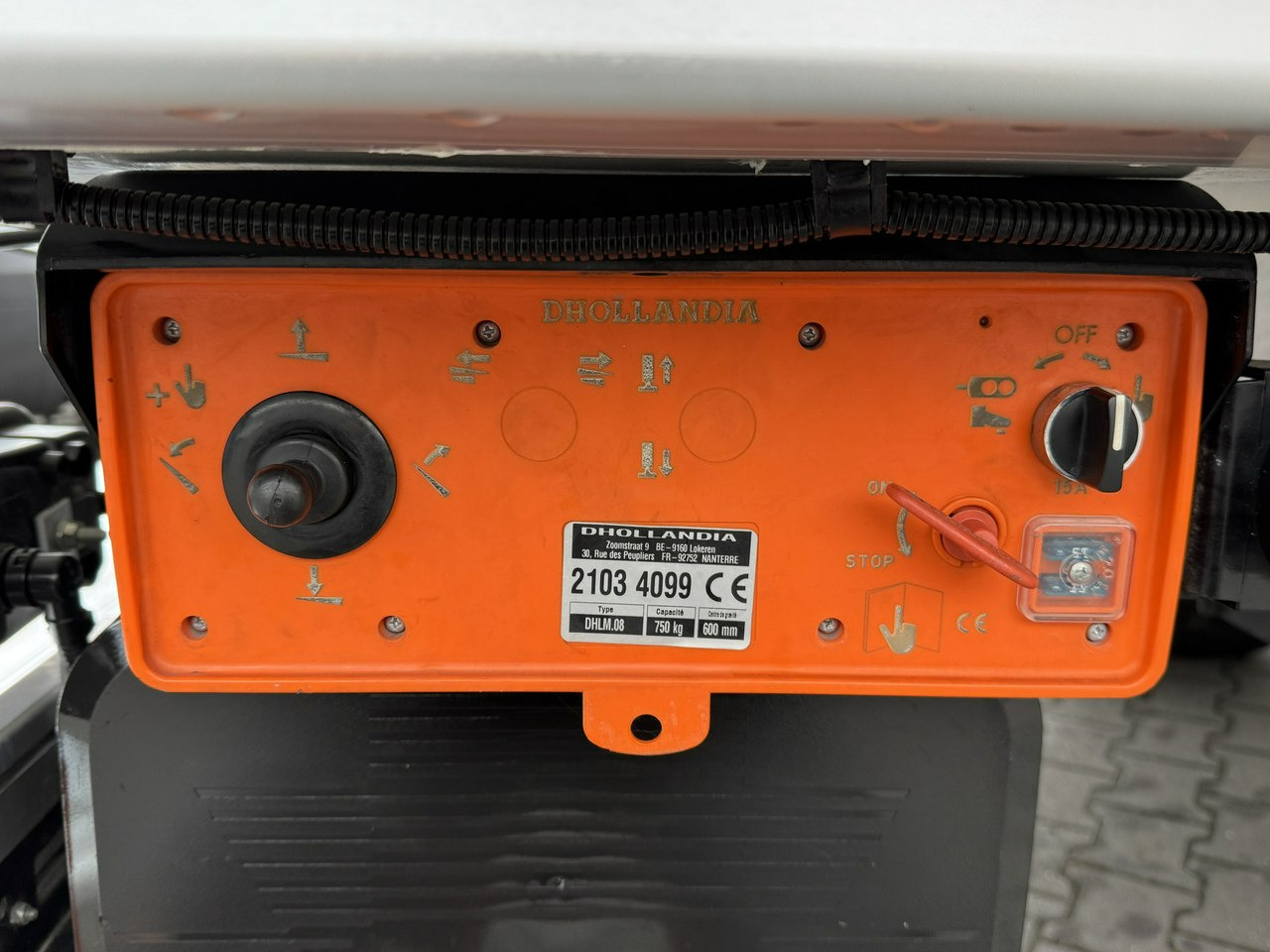 Хладилен бус Iveco Daily 35S16 V: снимка 21 Хладилен бус Iveco Daily 35S16 V: снимка 21