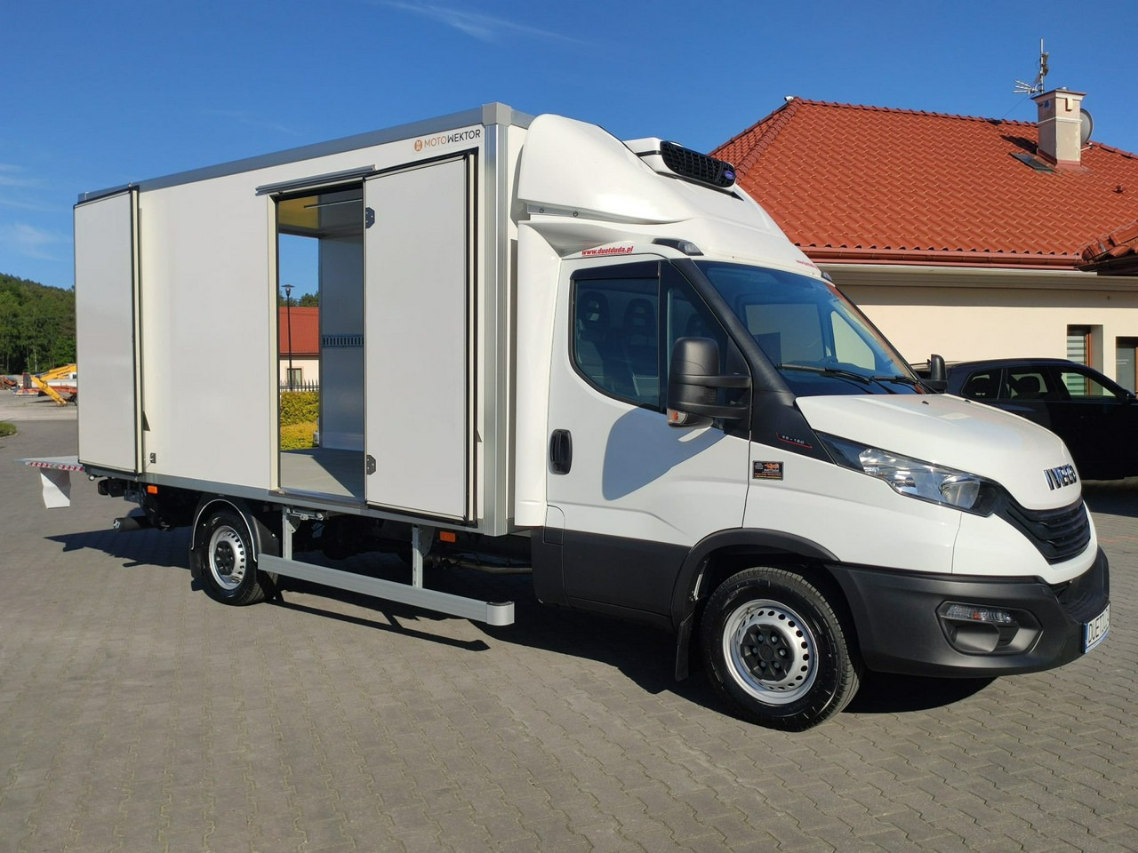 Iveco Daily 35S16 V - Хладилен бус: снимка 2 Iveco Daily 35S16 V - Хладилен бус: снимка 2
